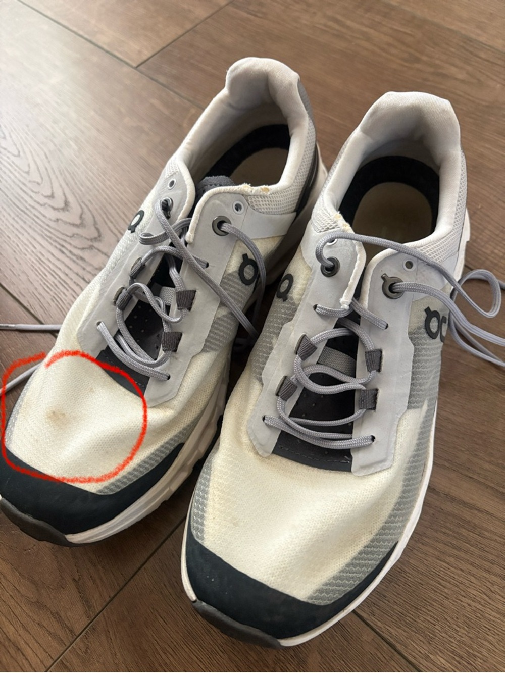 On Running Clousvista White and Grey Trail Sneakers - Picture 3 of 7